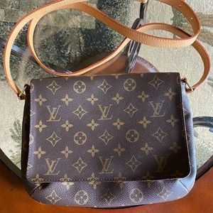 Auth Louis Vuitton Musette Tango Bag